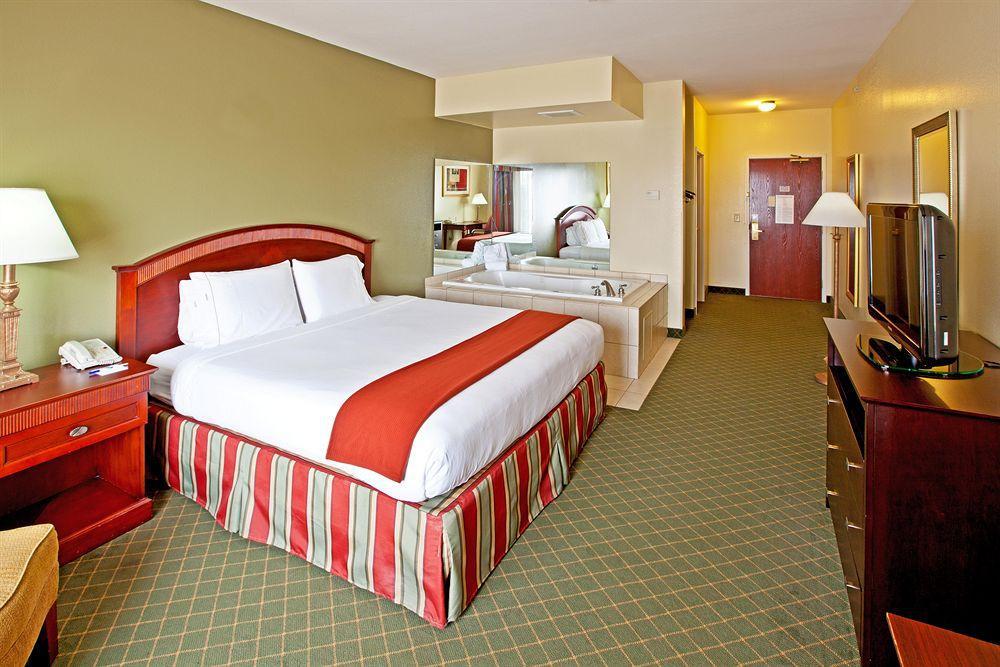Holiday Inn Express Hotel & Suites Lexington-Downtown University By Ihg Bagian luar foto