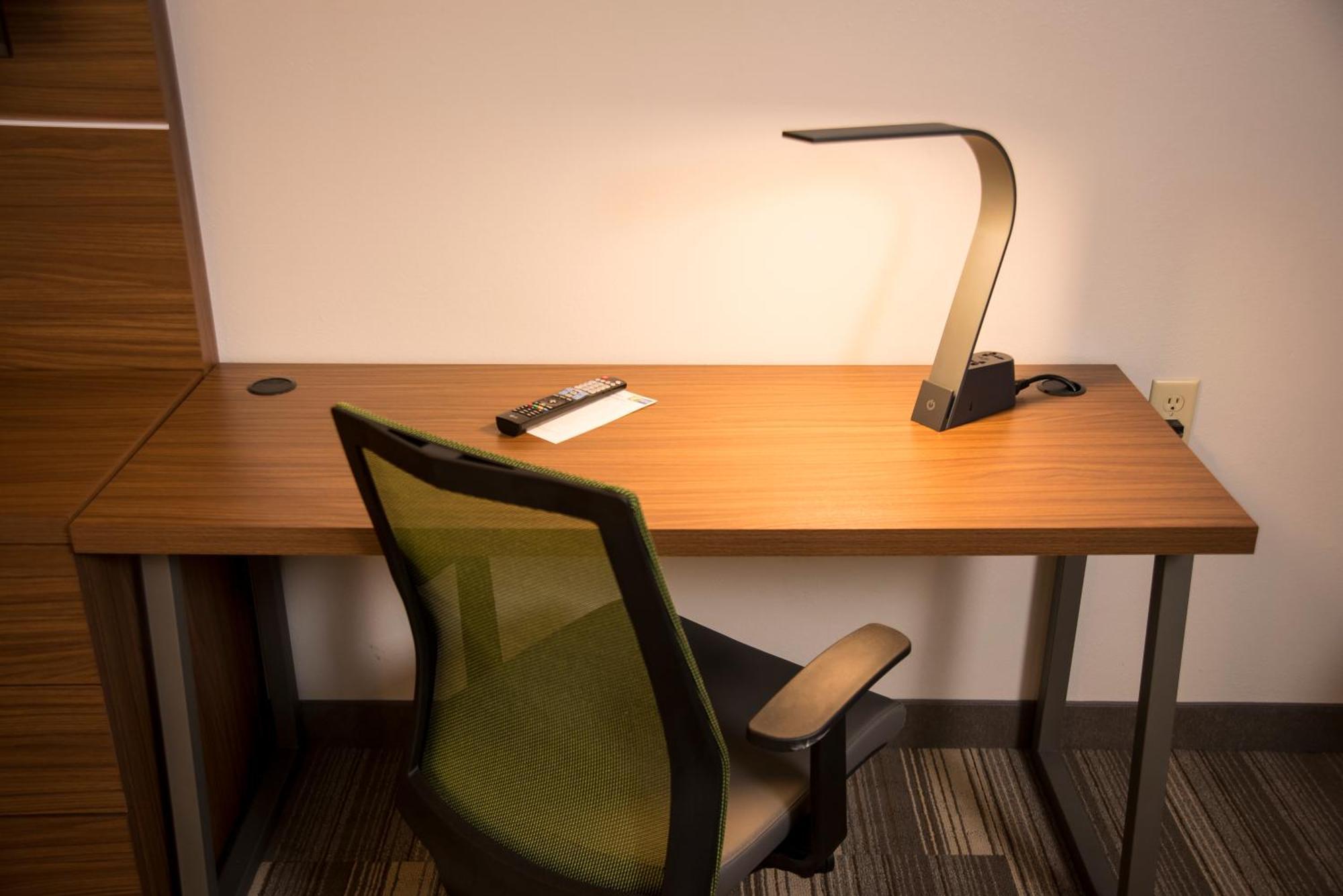 Holiday Inn Express Hotel & Suites Lexington-Downtown University By Ihg Bagian luar foto