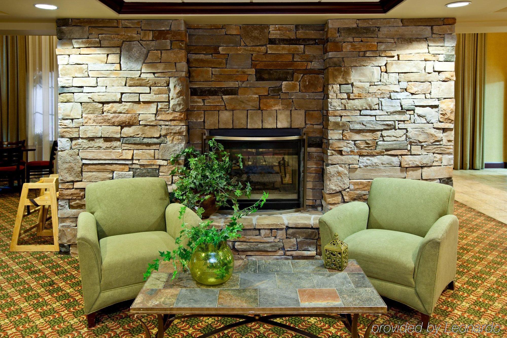 Holiday Inn Express Hotel & Suites Lexington-Downtown University By Ihg Bagian luar foto